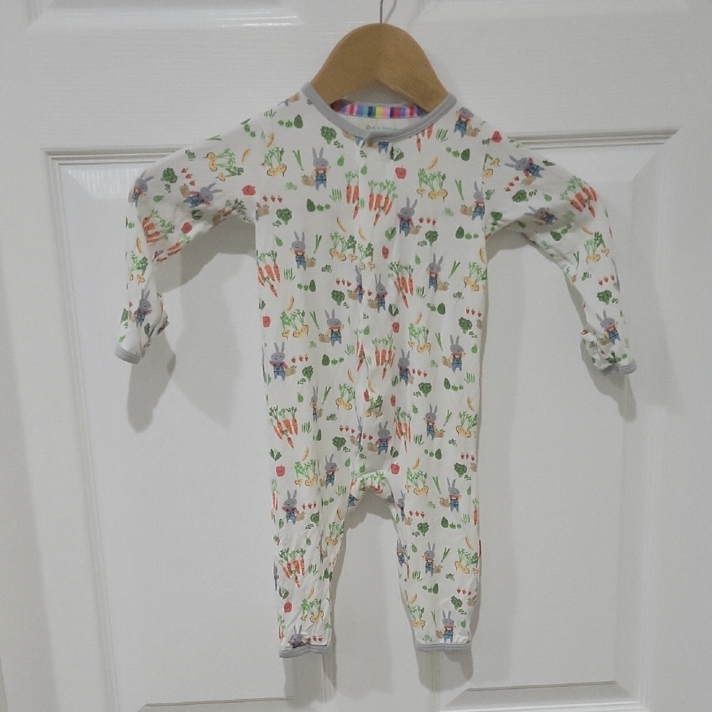 Magnetic Me White Woodland Print Footies